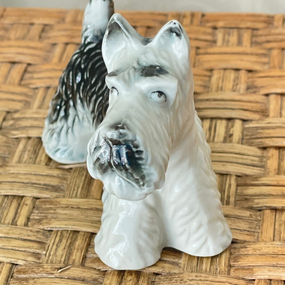 Vintage Ceramic Scotty Dog Figurine - Picture 3 of 12